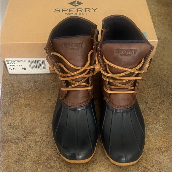 Sperry Women’s Navy and Brown Rain Boots - Picture 1 of 6